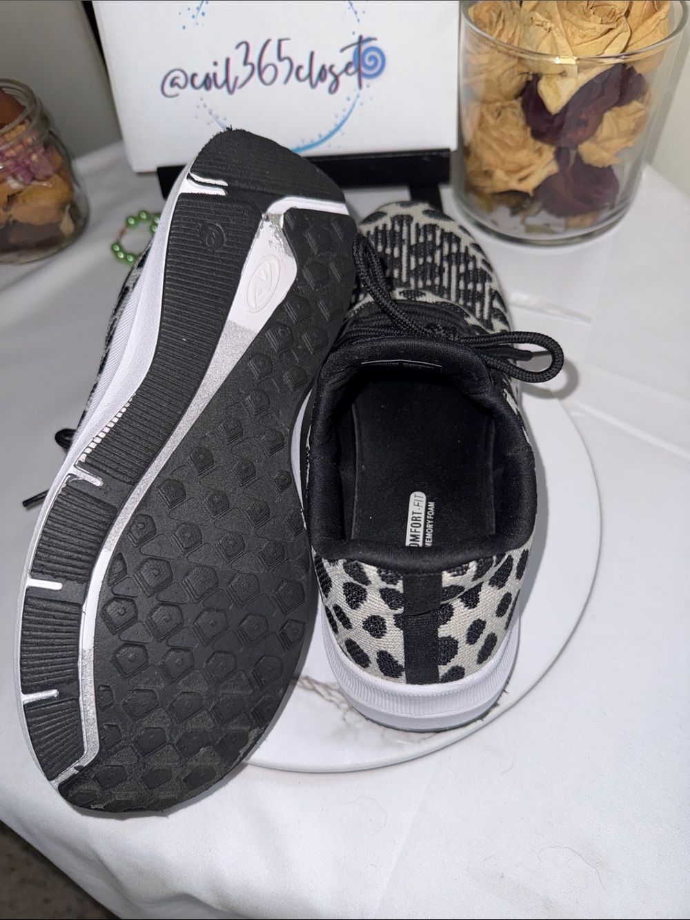 Athletic Works Black & White Leopard Knit Athletic Sneakers - Picture 5 of 6